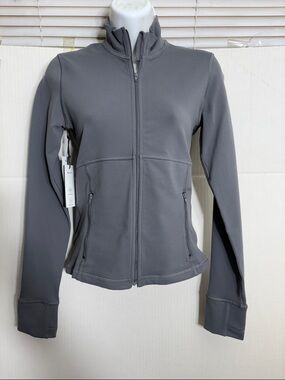 Aritzia TNA Women's Gray Full-Zip Performance Jacket TnaLIFE™ Relay Zip-Up 1130